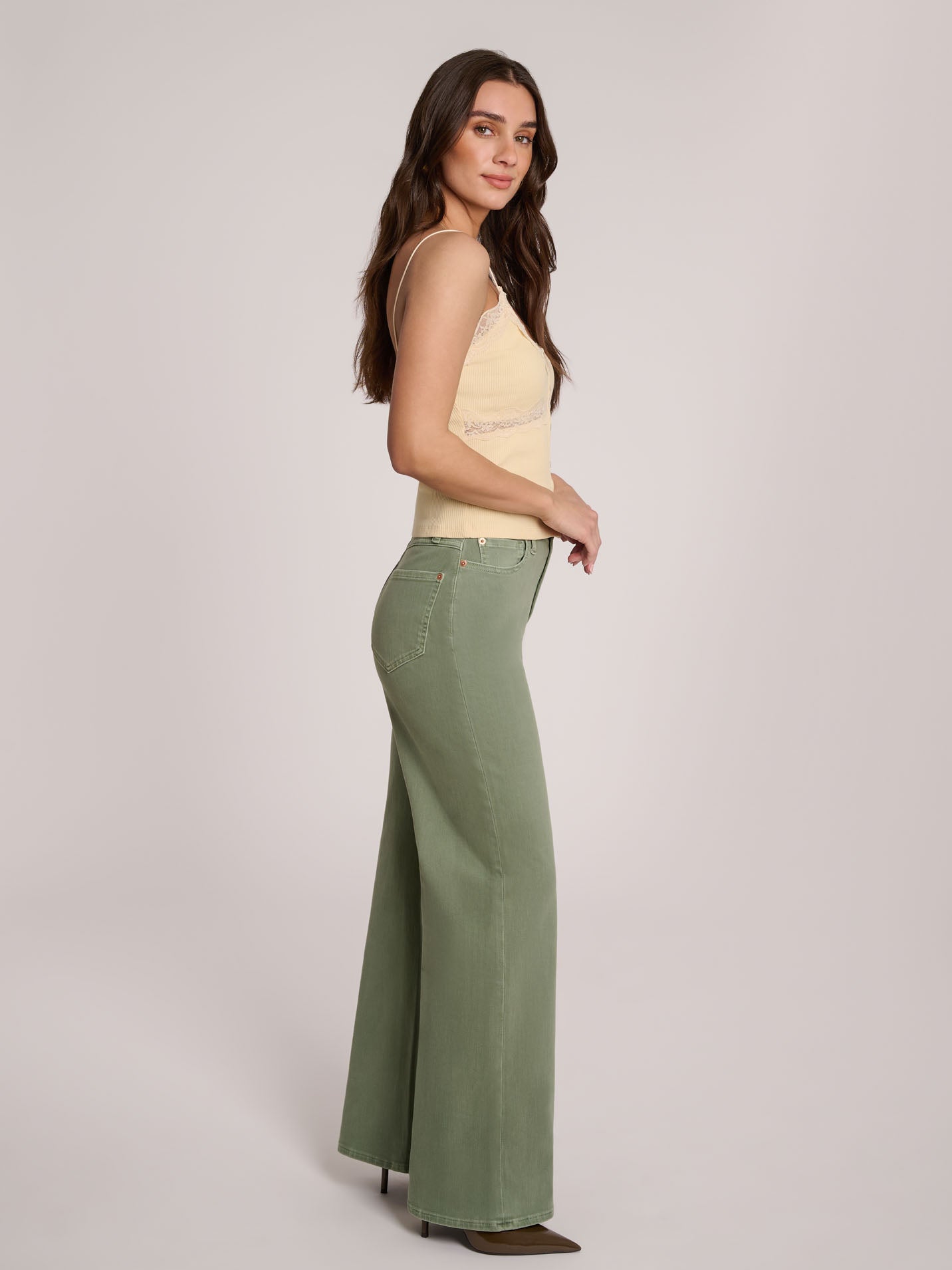 LILY WIDE LEG JEANS / BEACH GRASS