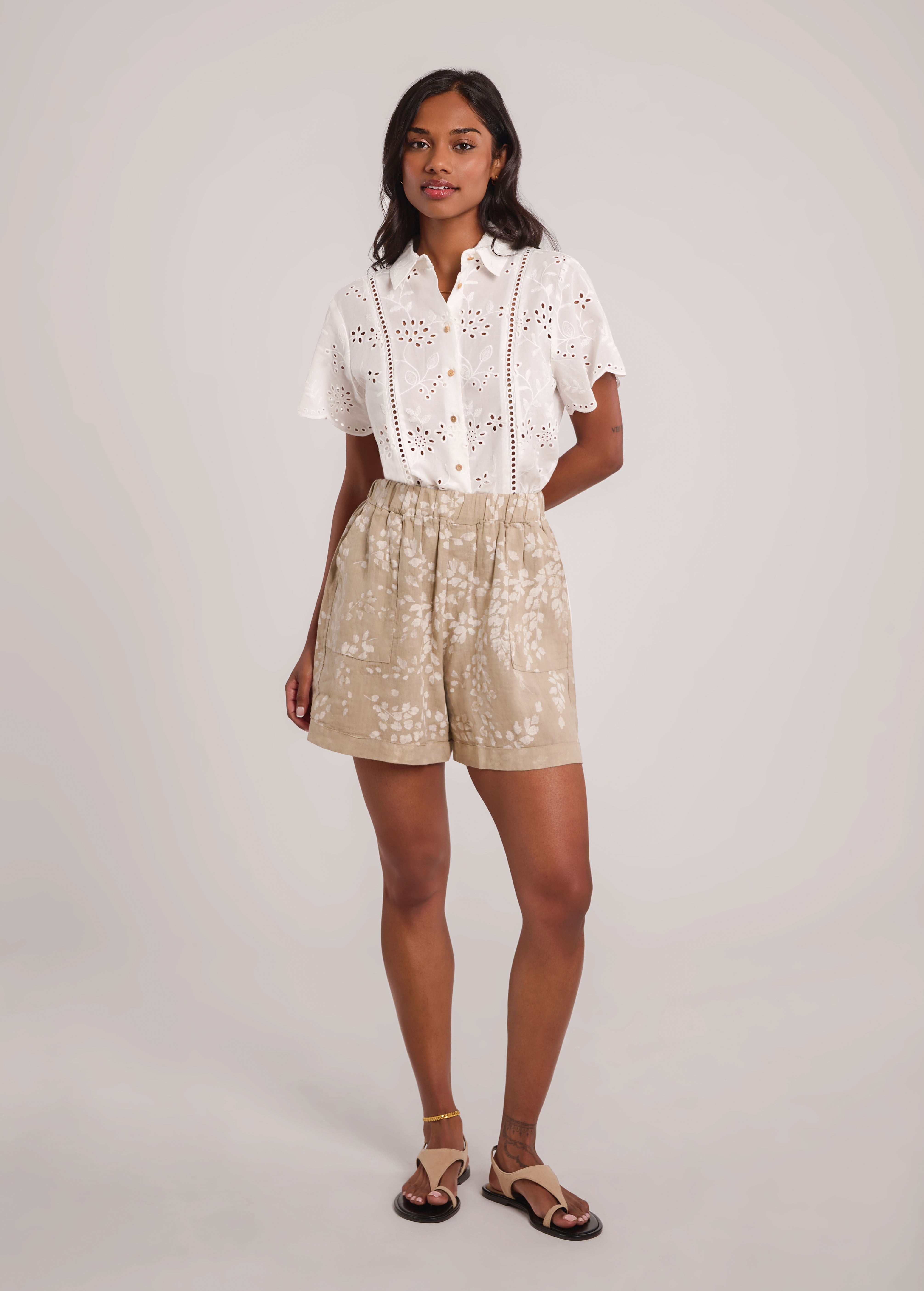 MILLER PRINTED WIDE LEG LINEN SHORTS / SAND DUNE