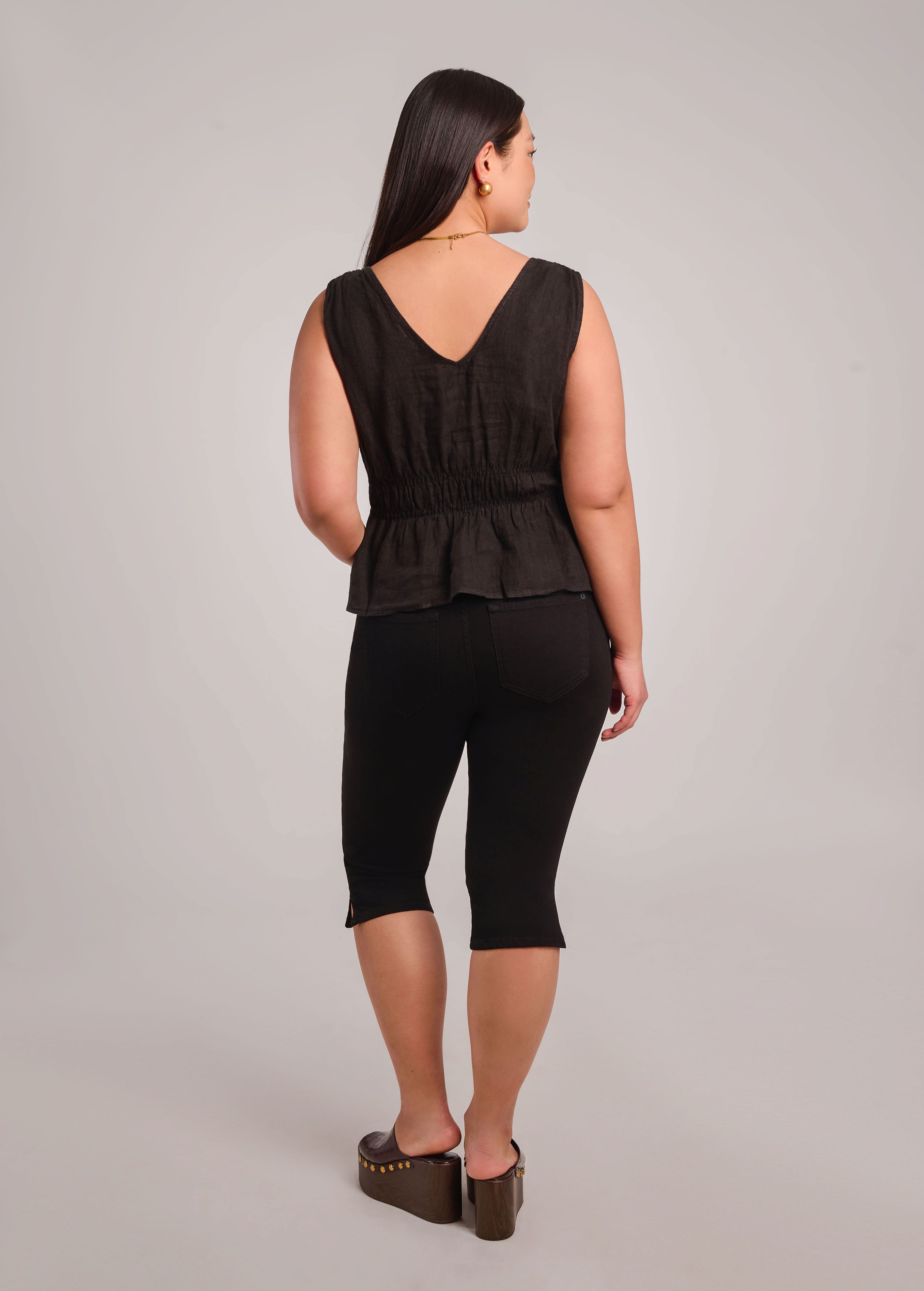 ELOISE V-NECK LINEN TANK TOP / BLACK
