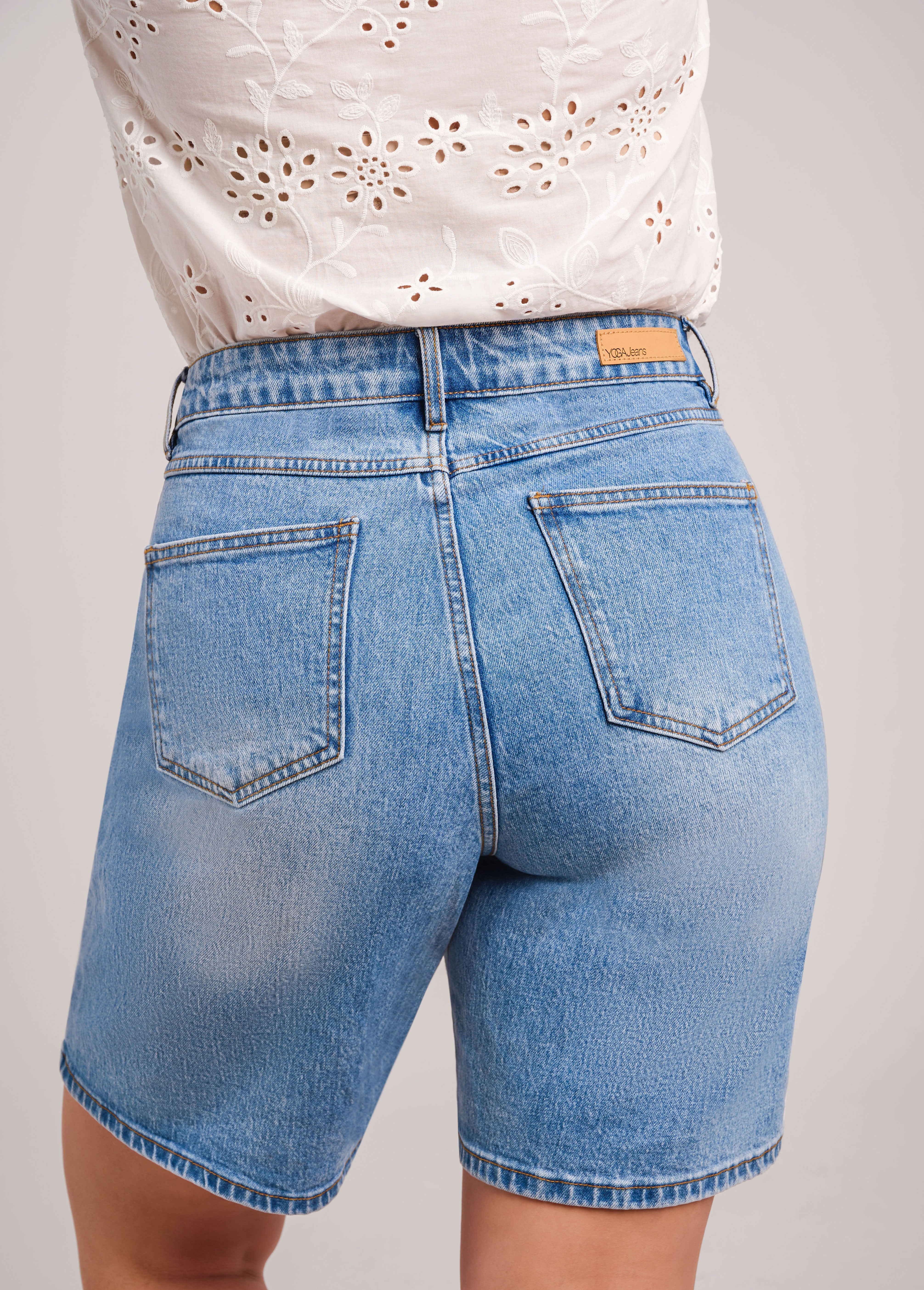 SHORTS / STELLAR
