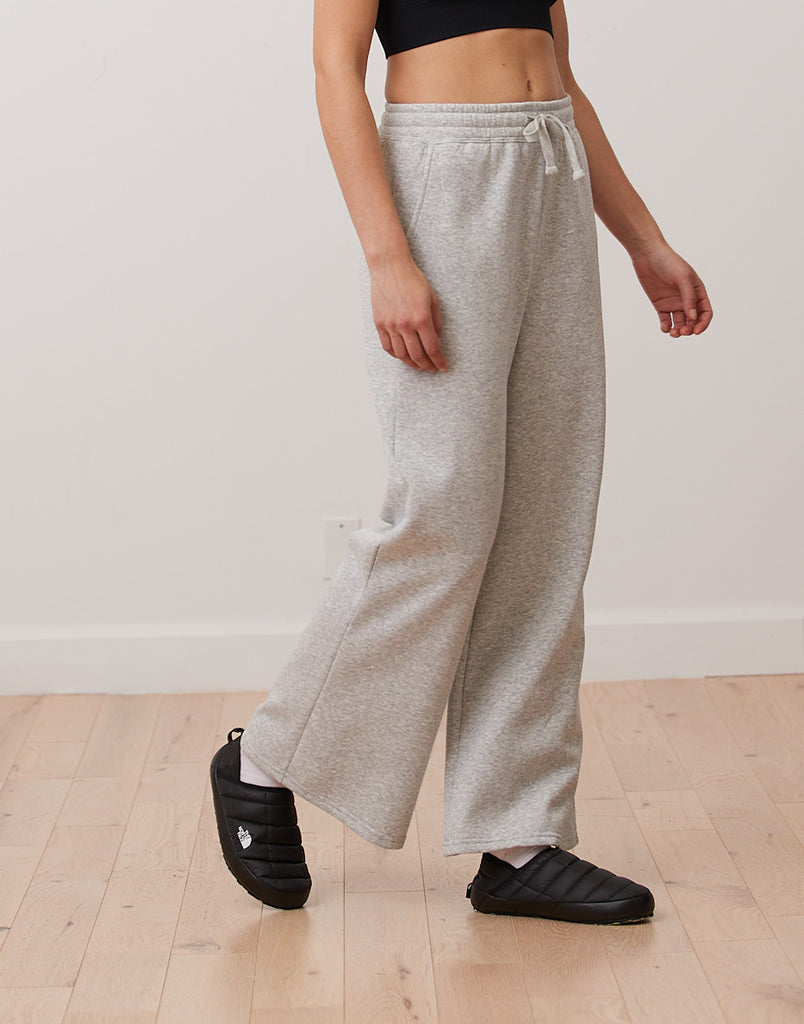 We're Spending The Rest Of Winter Wearing Wide-Leg Lounge Pants