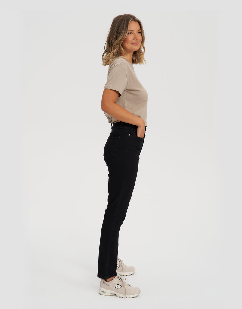Emily / Slim | Yoga Jeans
