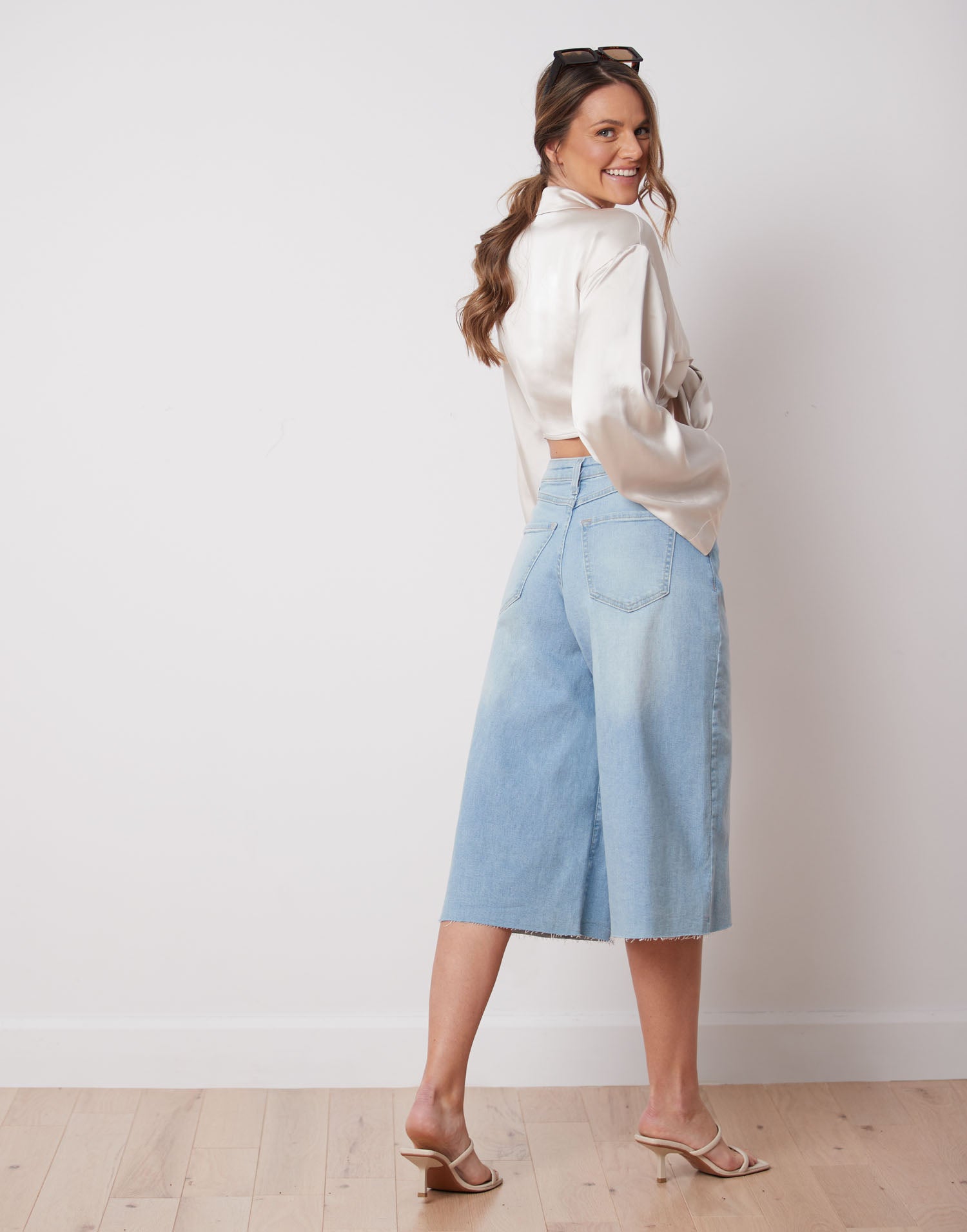 LILY WIDE LEG JEANS / POWER