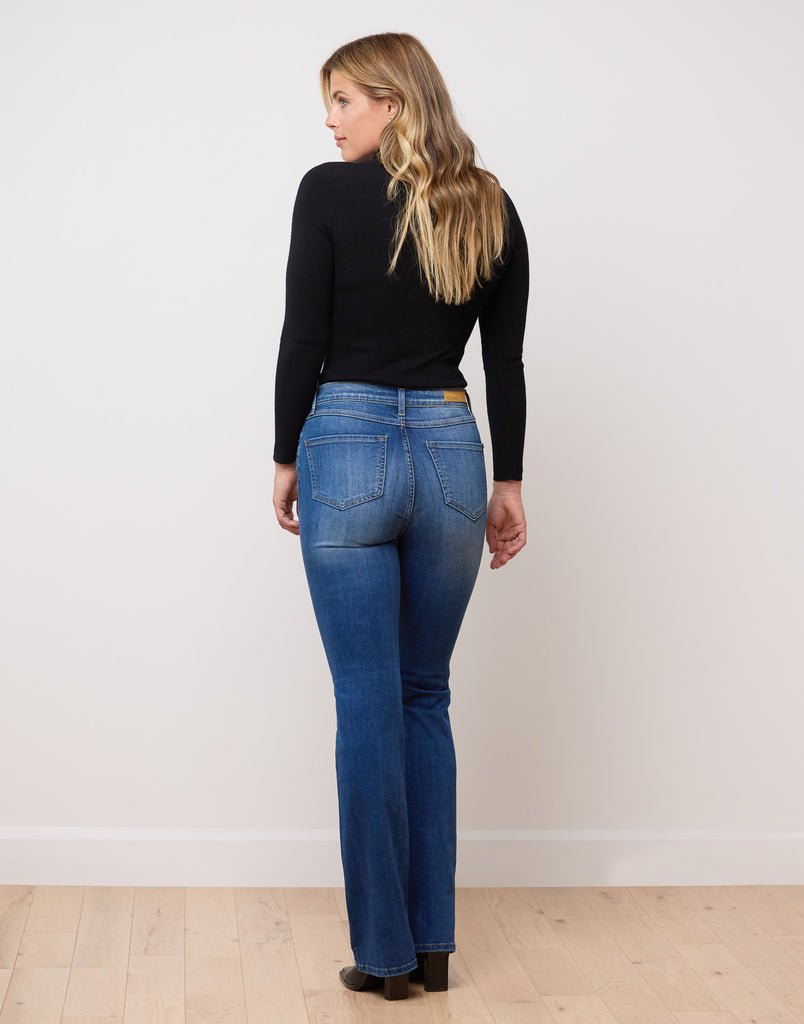 ALEX BOOTCUT JEANS / CITY BLUE