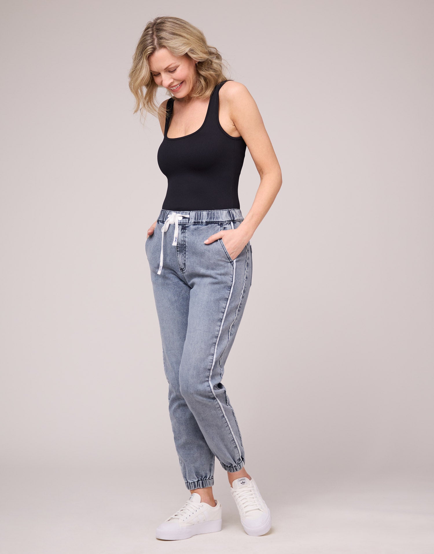 MALIA RELAXED JEANS / OCEAN SIDE