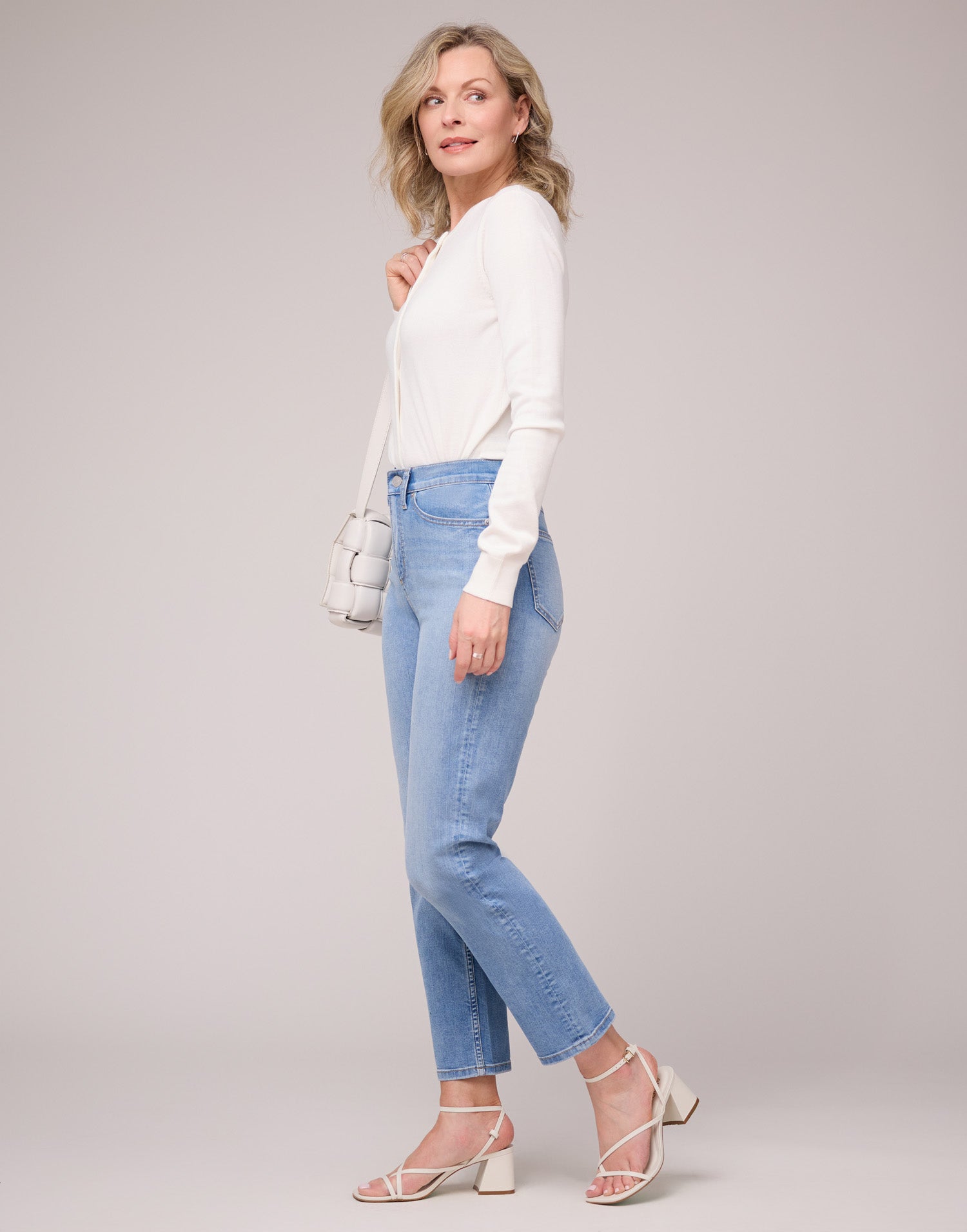 CHLOE STRAIGHT JEANS / SURF BLUE