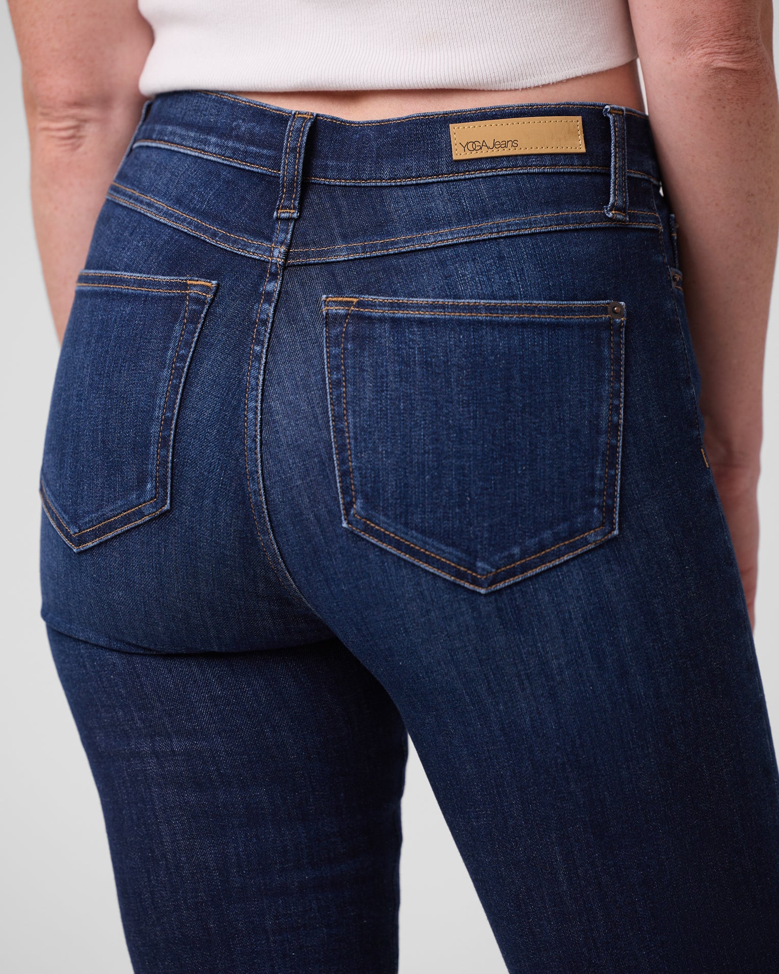 EMILY SLIM JEANS / MUMBAI