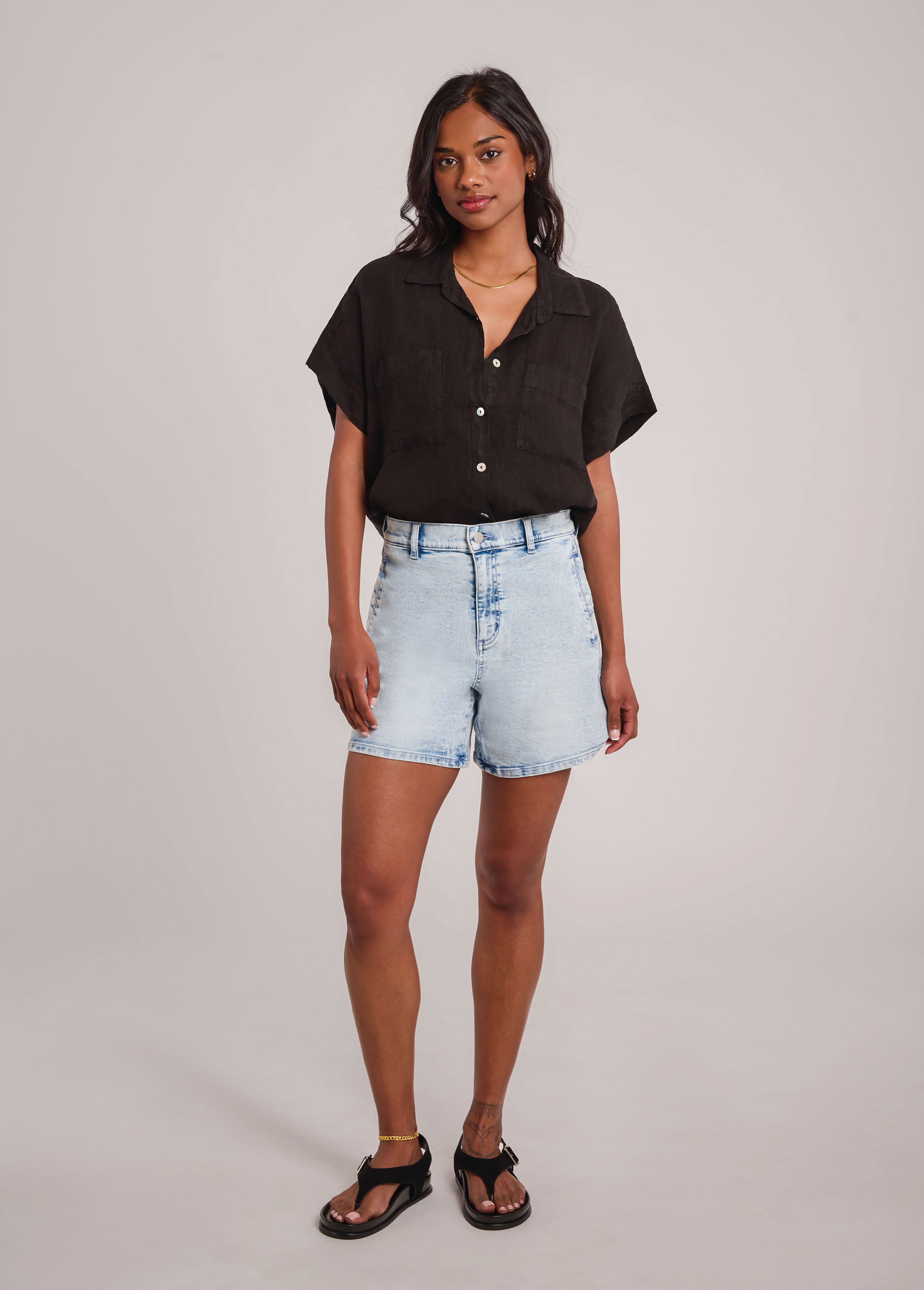REMI OVERSIZED LINEN SHIRT / BLACK