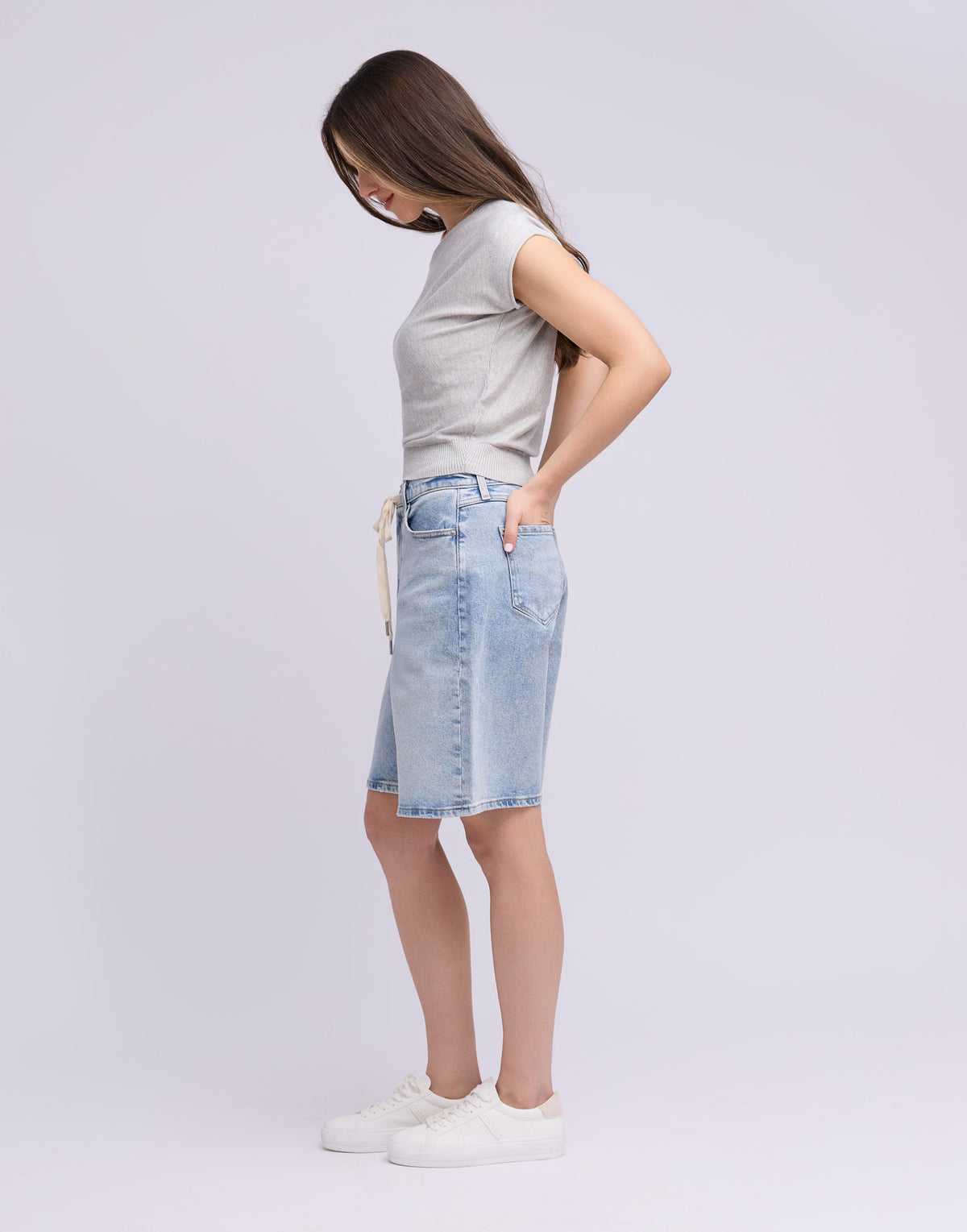 SHORTS / DOLLY