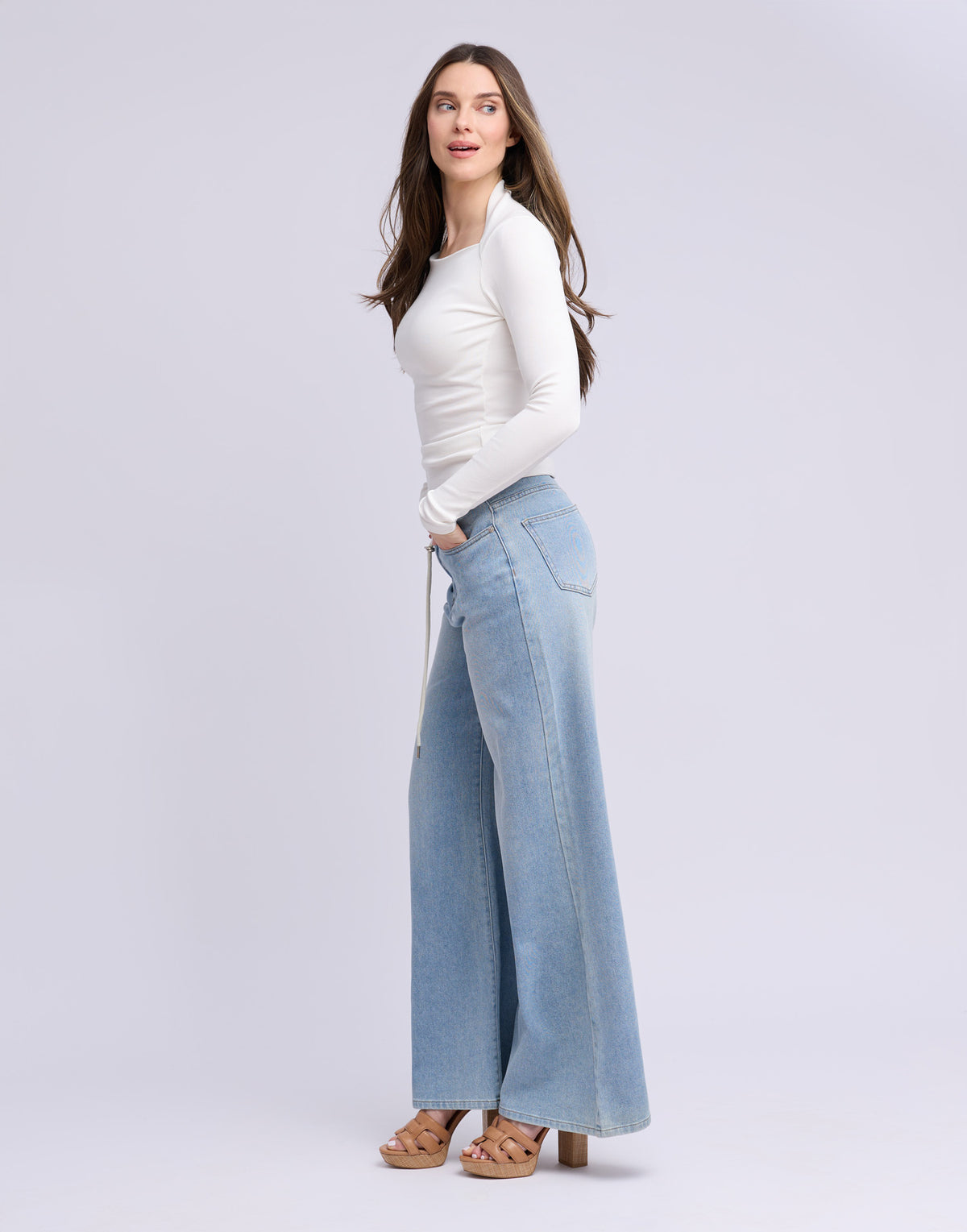 LILY WIDE LEG JEANS / RIHANNA