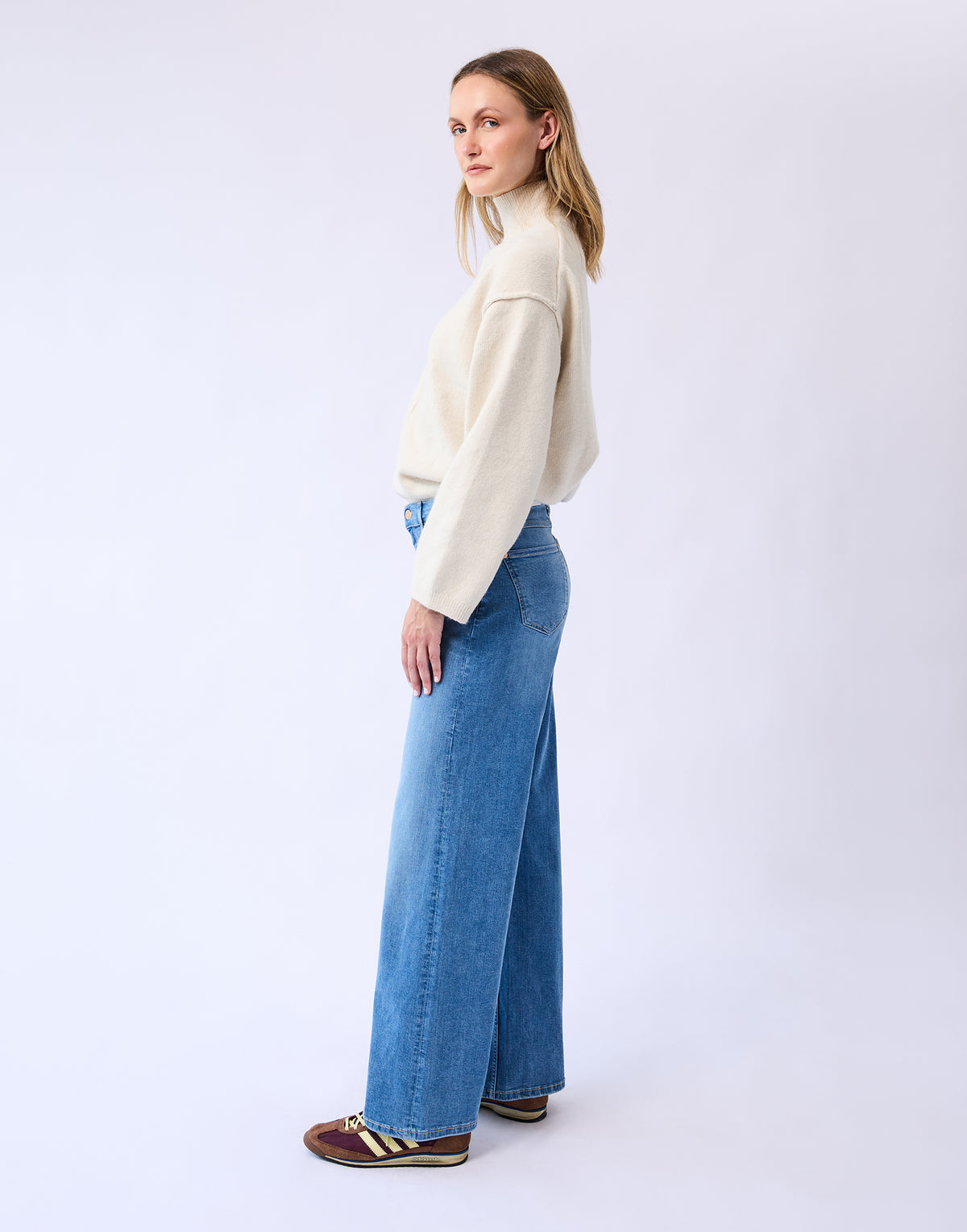 LILY WIDE LEG JEANS / LIGHT