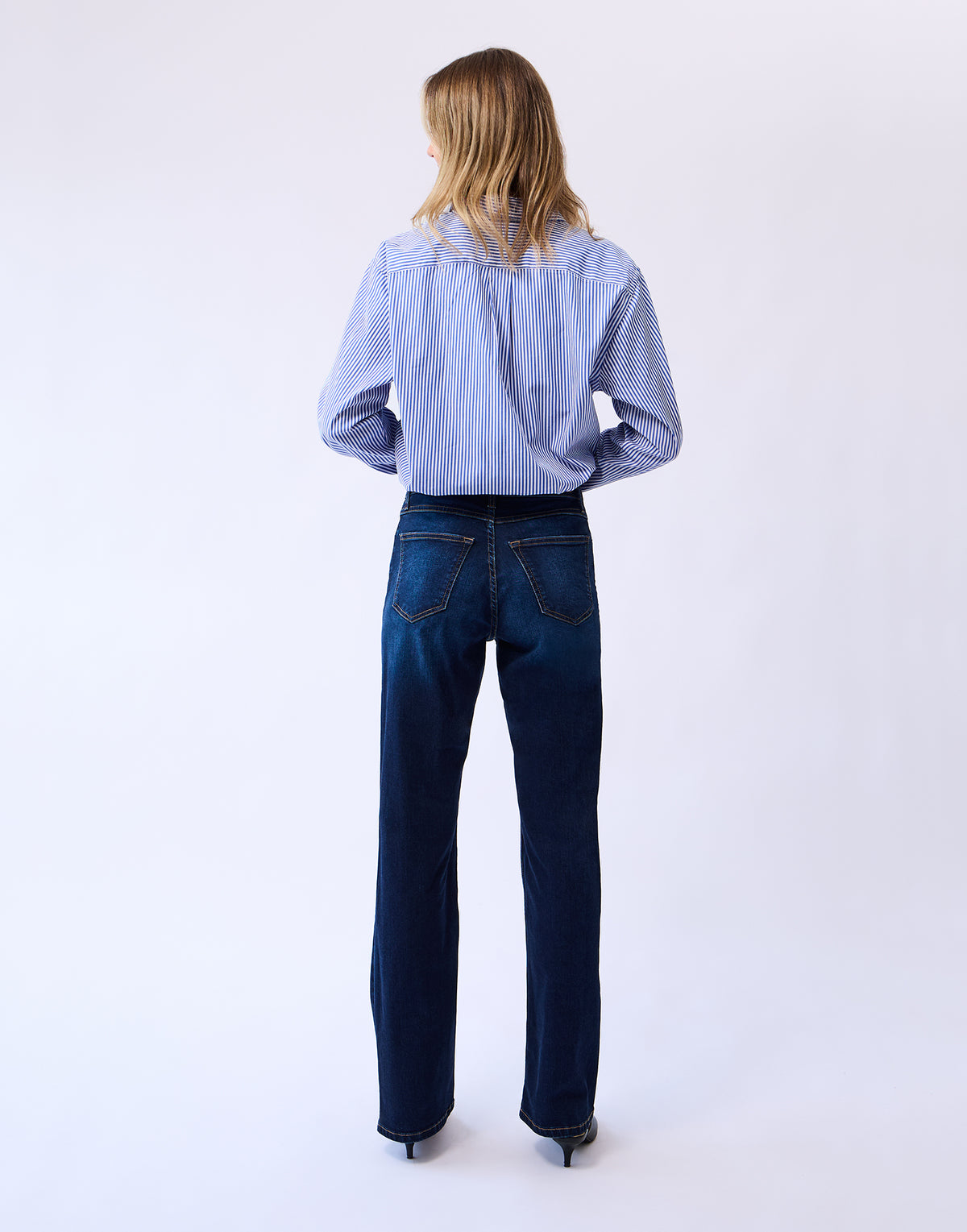 CHLOE STRAIGHT JEANS / EASE