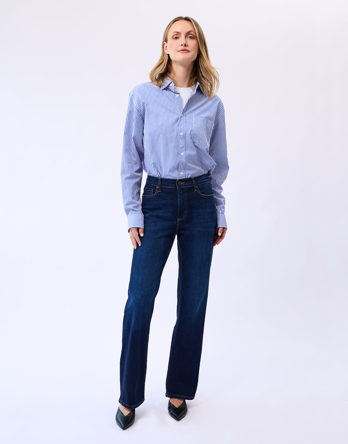 CHLOE STRAIGHT JEANS / EASE