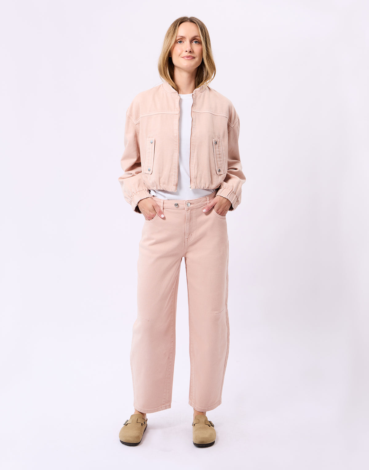 MALIA RELAXED BARREL JEANS / LATTE Frosty-pink