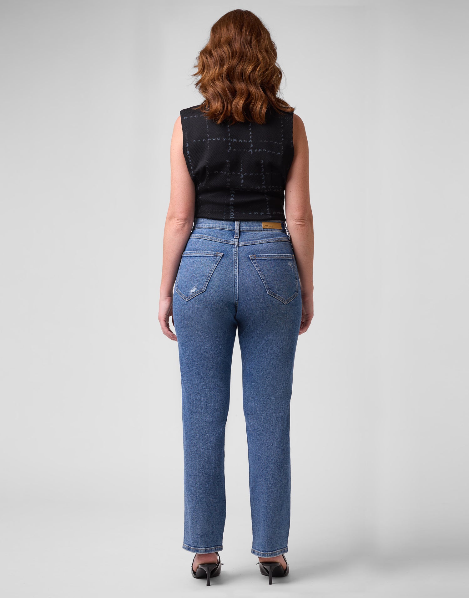 CHLOE STRAIGHT JEANS / TORONTO