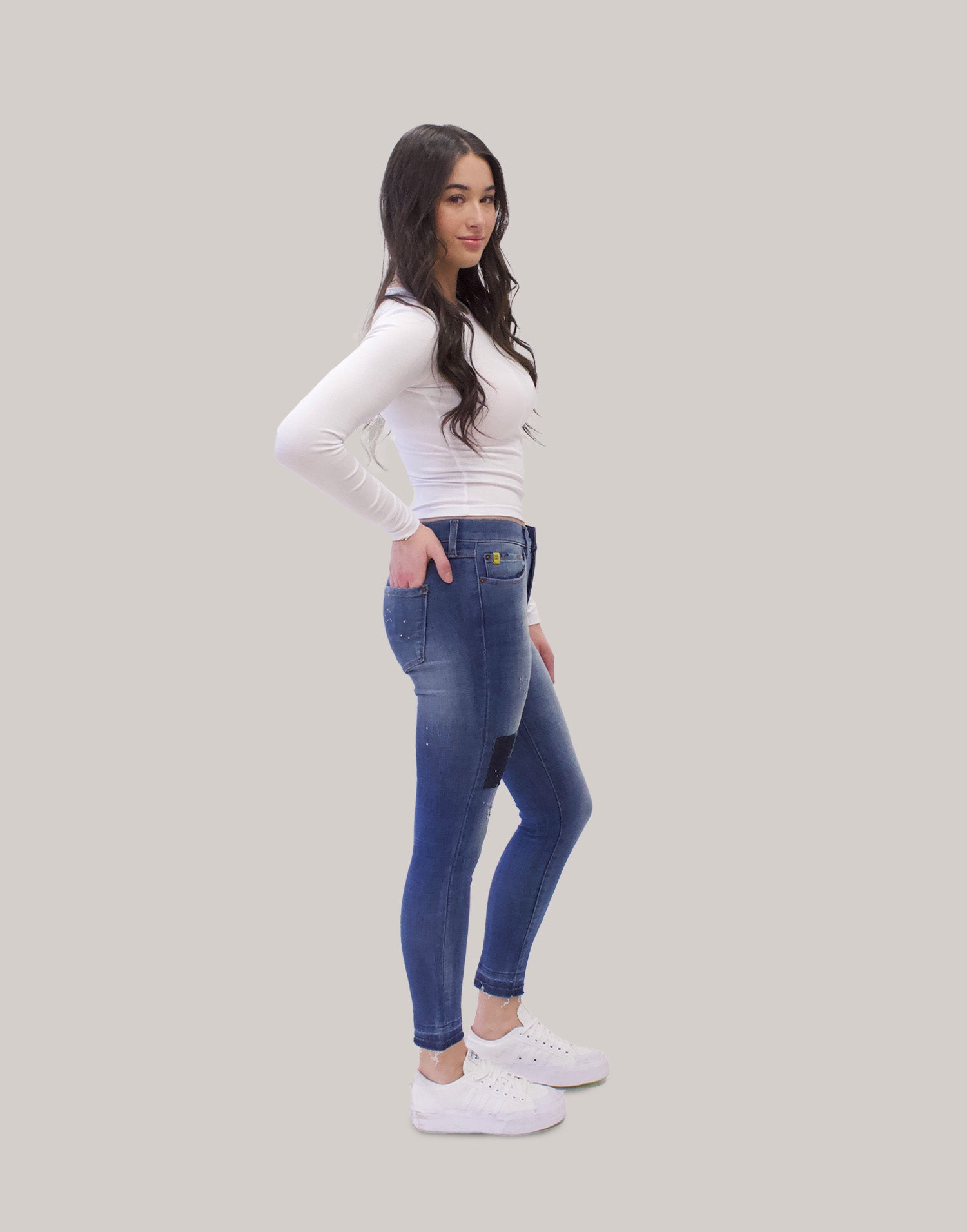 RACHEL SKINNY JEANS / SASKATOON